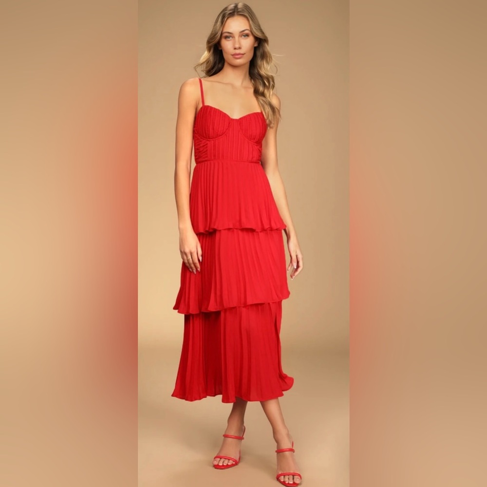 Lulus red tiered dress